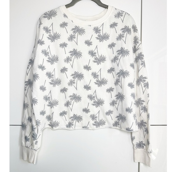Zoe + Liv women’s cropped palm tree sweatshirt SZ medium cream gray roll hem - Picture 1 of 4